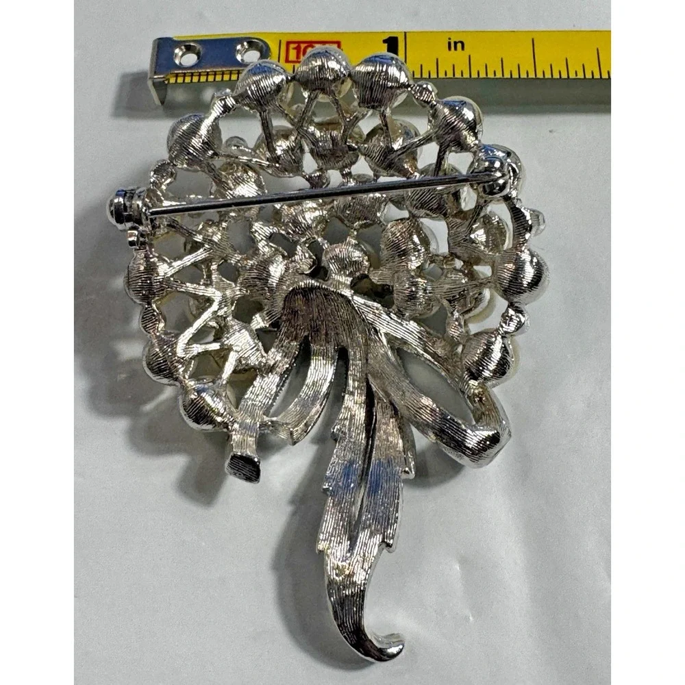 Silver Tone Faux Pearl Rhinestone Floral Bouquet Ribbon Brooch Pin Wedding Gala